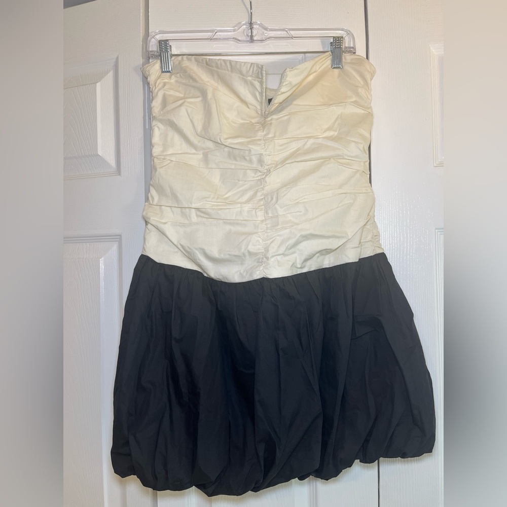 NWT COLOR BLOCK TUBE BUBBLE DRESS